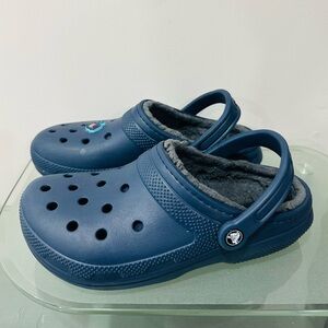 Crocs Dual Comfort Navy Faux Fur Lined Slip On Clogs Sandals Women‎ 8 Men 7